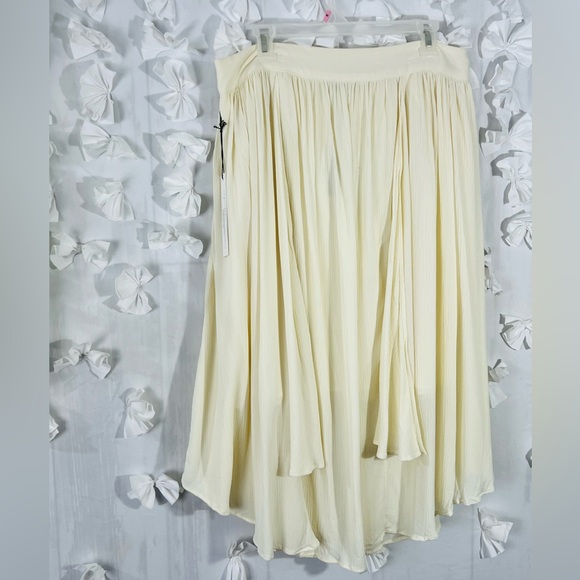 New Ivory Cream Draped Midi Skirt Express LimitedEdition Size Large - Picture 4 of 13
